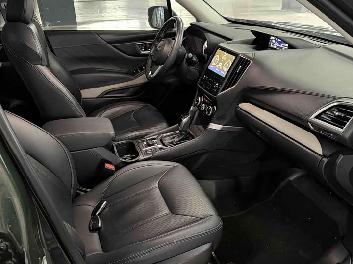 Фото 7 - Subaru Forester