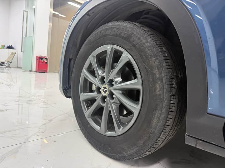 Фото 6 - Mazda CX-4