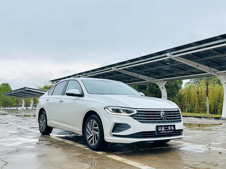 Фото 3 - Volkswagen Lavida