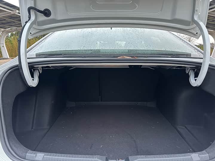 Фото 8 - Volkswagen Lavida