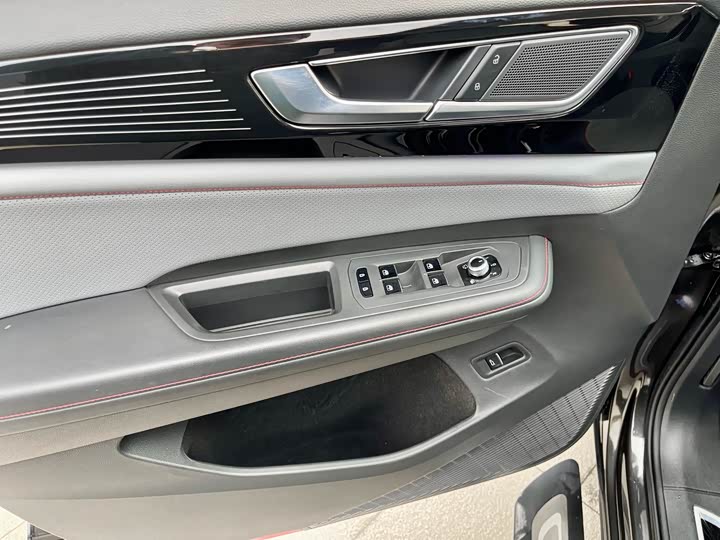 Фото 5 - Volkswagen Teramont X