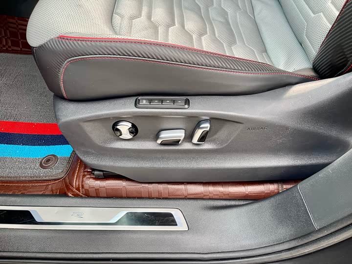 Фото 7 - Volkswagen Teramont X