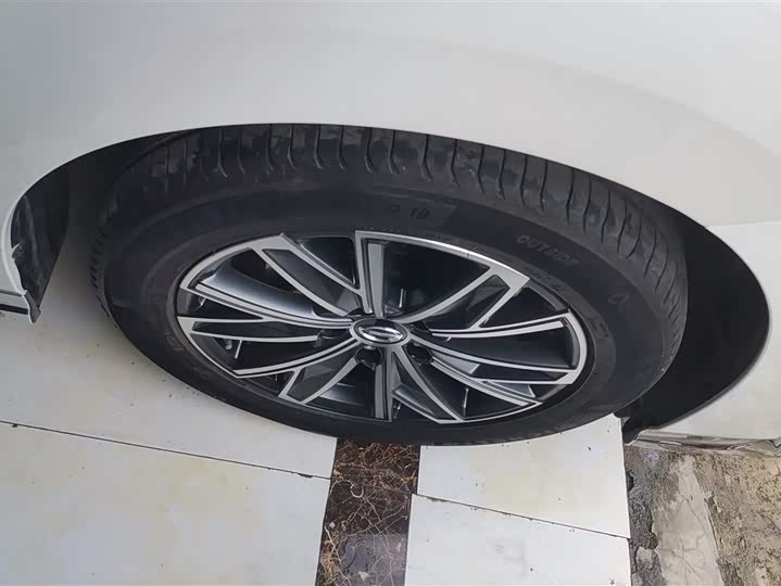 Фото 6 - GAC Trumpchi M8