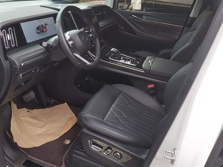 Фото 9 - GAC Trumpchi M8