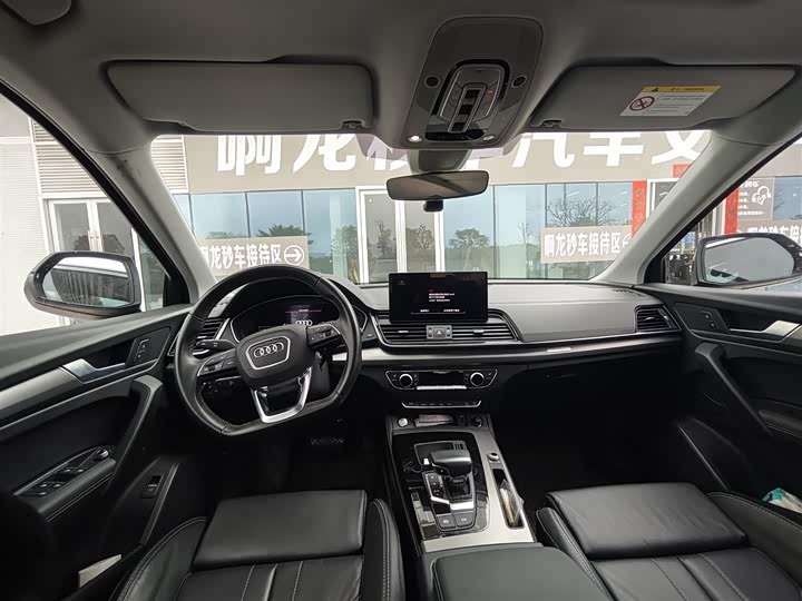 Фото 6 - Audi Q5L