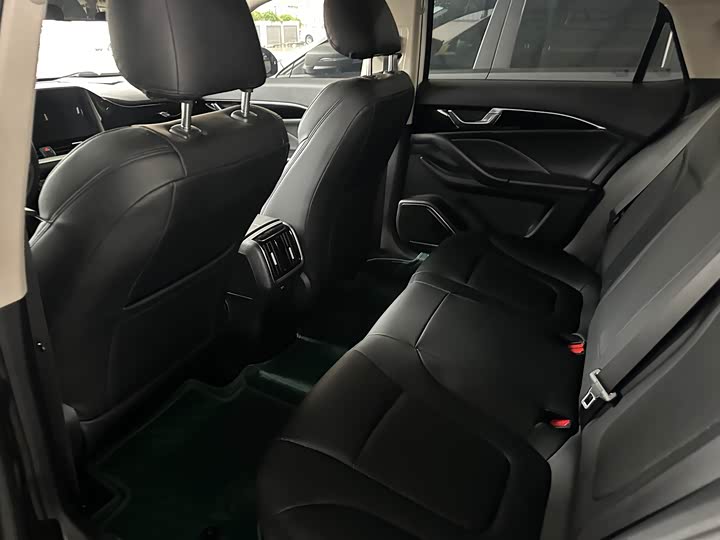 Photo 5 - Bestune B70