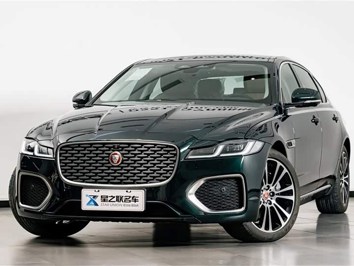 Фото 2 - Jaguar XF L