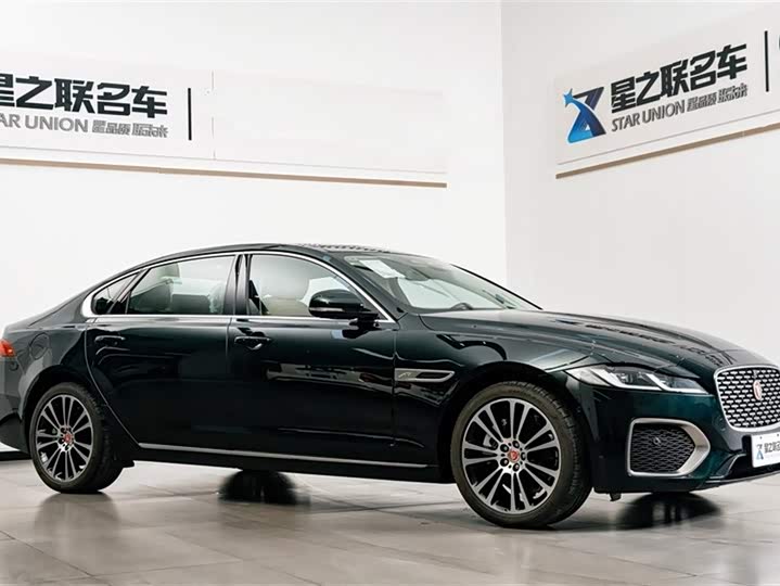 Фото 6 - Jaguar XF L