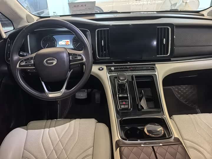 Фото 4 - GAC Trumpchi M8