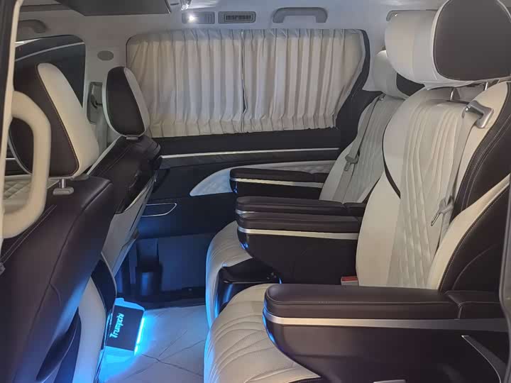 Фото 5 - GAC Trumpchi M8