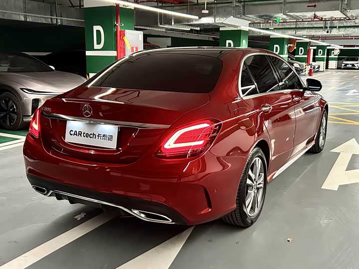 Фото 6 - Mercedes-Benz C-Class