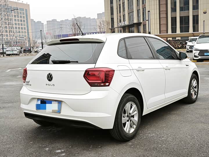 Фото 4 - Volkswagen Polo