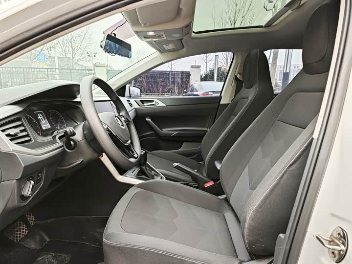 Фото 7 - Volkswagen Polo