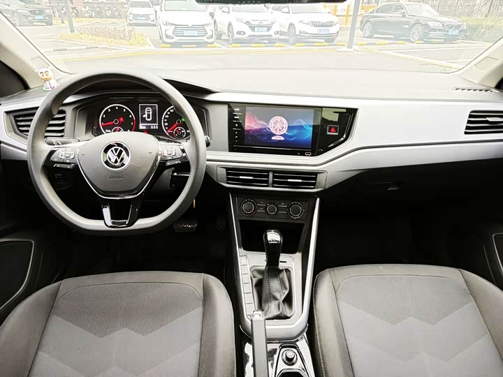 Фото 8 - Volkswagen Polo