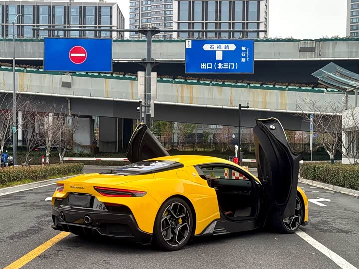 Фото 7 - Maserati MC20