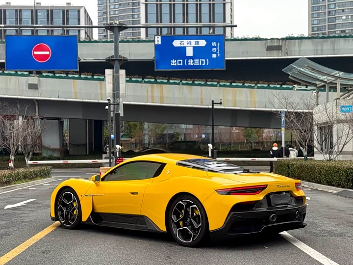 Фото 9 - Maserati MC20