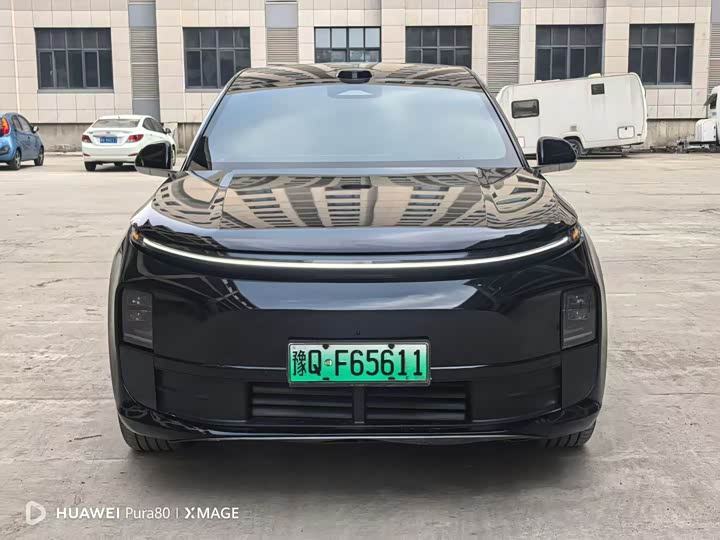 Photo 2 - LiXiang L6