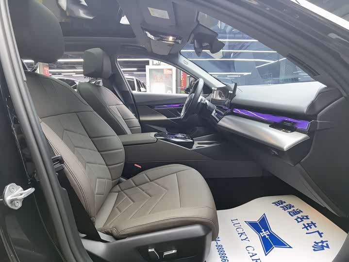 Фото 8 - BMW 5 Series