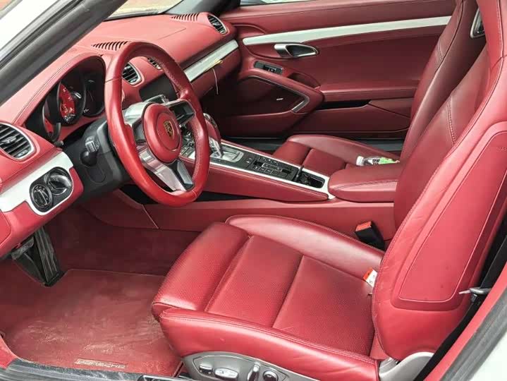 Фото 4 - Porsche 718