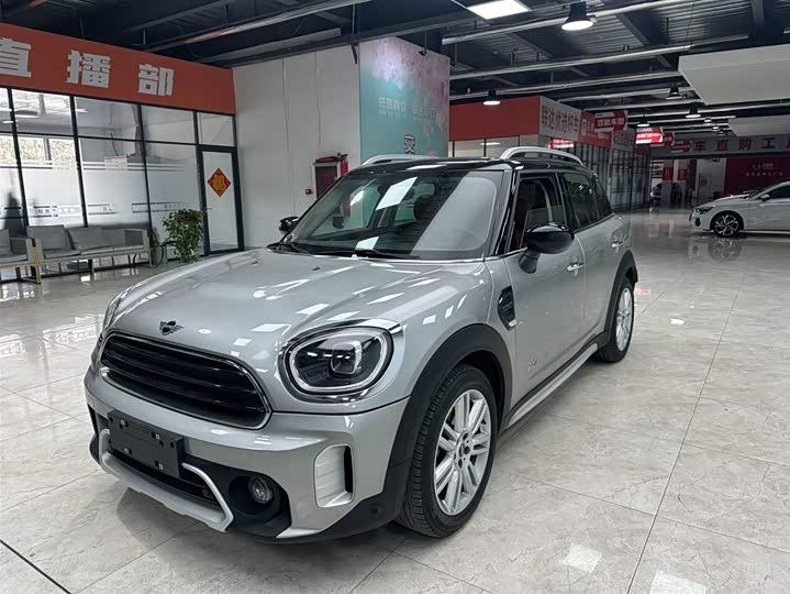 Фото 1 - Mini Countryman