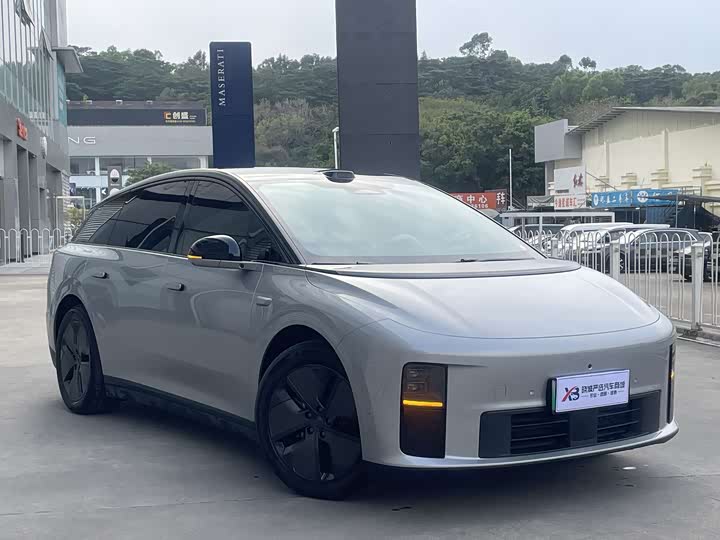 Photo 3 - LiXiang i6