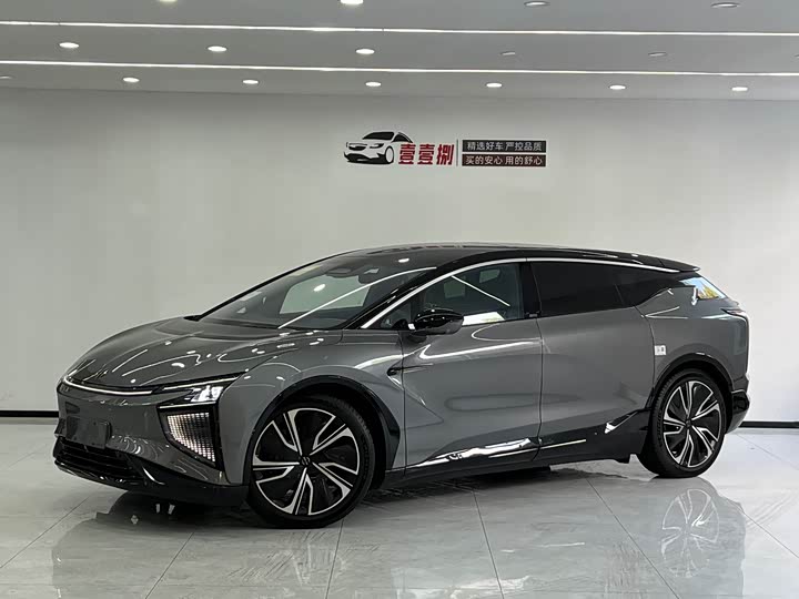 Фото 1 - HiPhi X