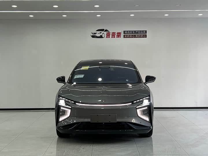 Фото 2 - HiPhi X