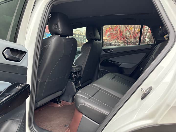 Photo 5 - Volkswagen ID.4 X