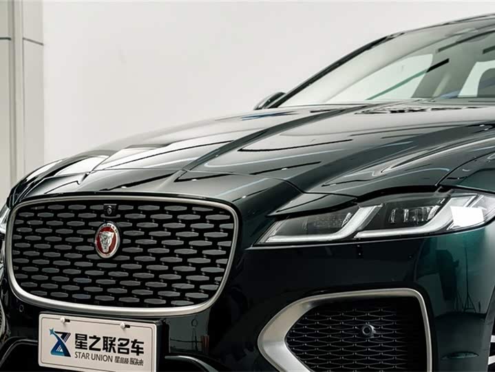 Фото 4 - Jaguar XF L