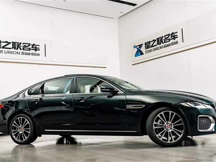 Фото 6 - Jaguar XF L