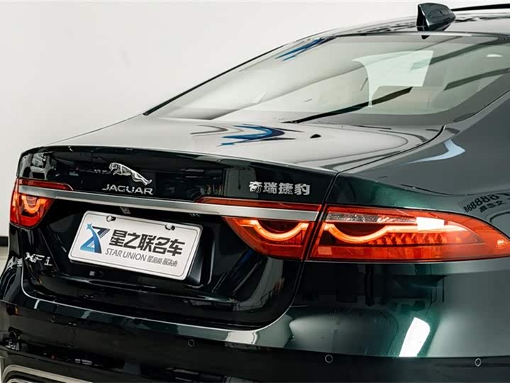 Фото 9 - Jaguar XF L