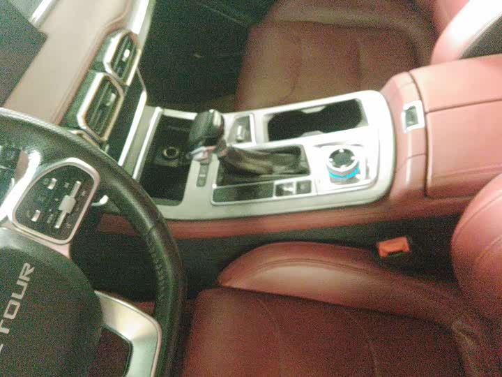 Фото 8 - Jetour X70