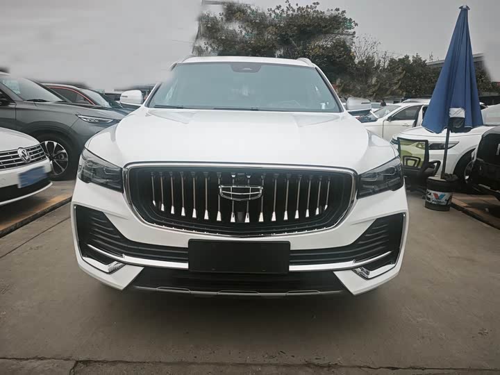 Photo 2 - Geely Monjaro