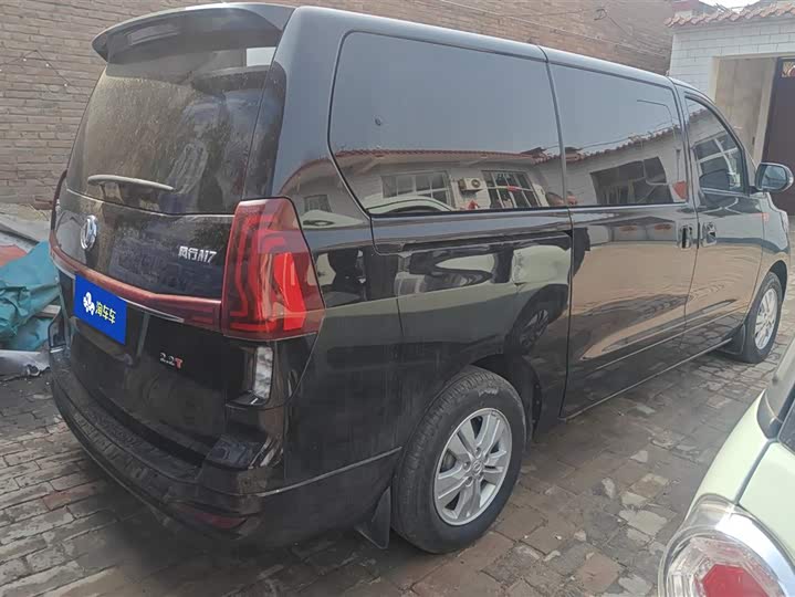 Фото 3 - Dongfeng Forthing M7