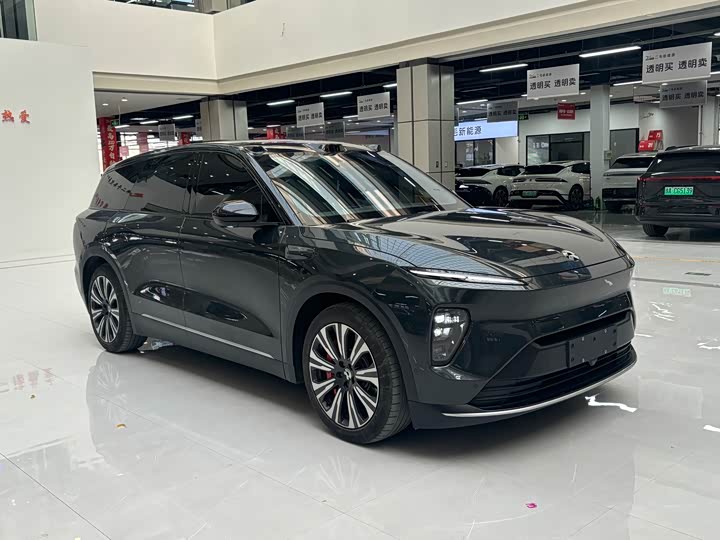 Фото 3 - Nio ES8