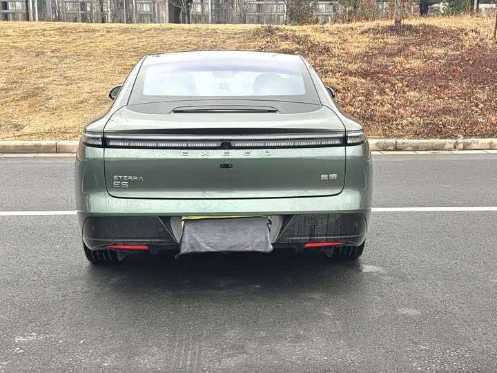 Фото 8 - Exeed Sterra ES