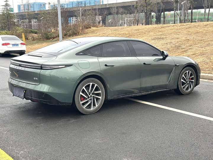 Фото 9 - Exeed Sterra ES