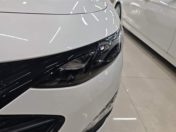 Фото 5 - Chevrolet Malibu XL