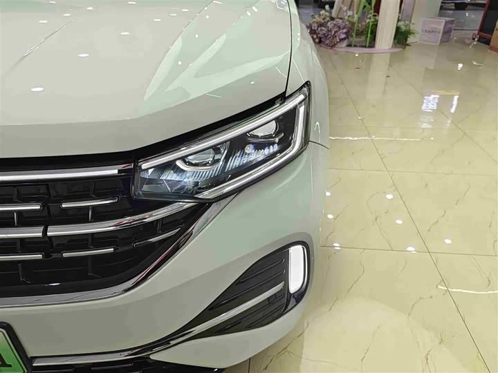 Фото 9 - Volkswagen Tayron GTE Hybrid