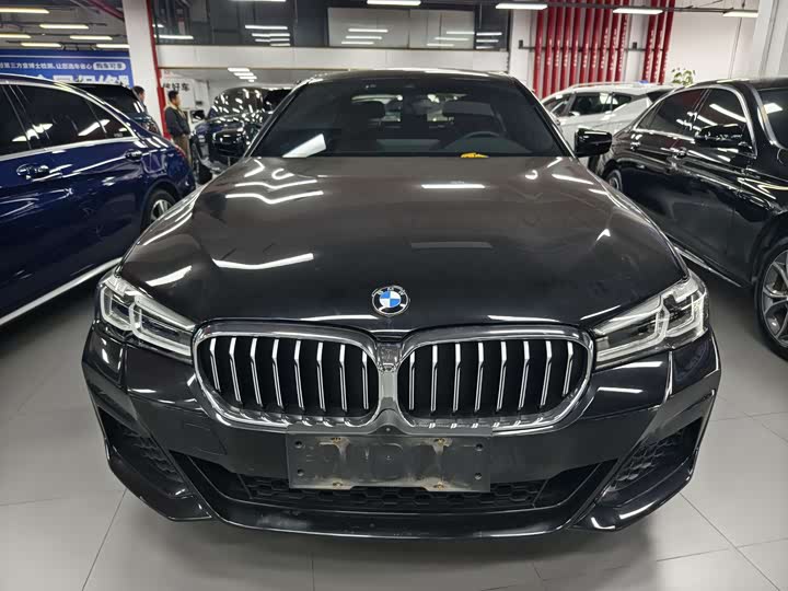 Фото 2 - BMW 5 Series