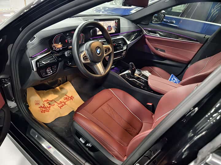 Фото 5 - BMW 5 Series