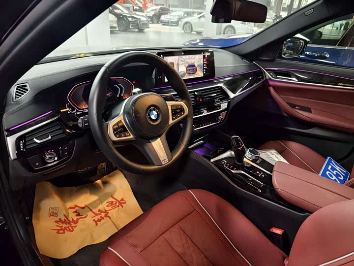 Фото 7 - BMW 5 Series