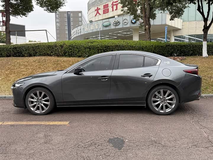 Фото 3 - Mazda 3 (Axela)