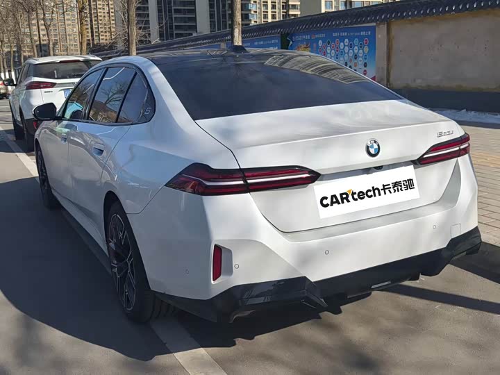 Фото 2 - BMW 5 Series