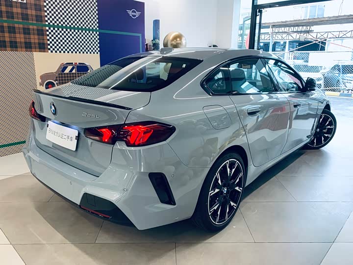 Фото 2 - BMW 2 Series