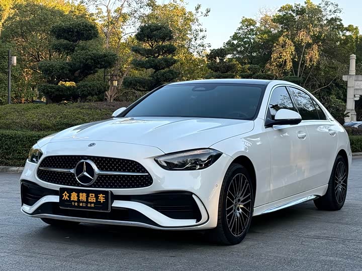 Фото 1 - Mercedes-Benz C-Class