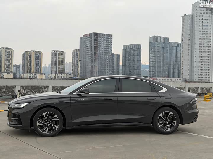 Фото 2 - Lincoln Z (Zephyr)