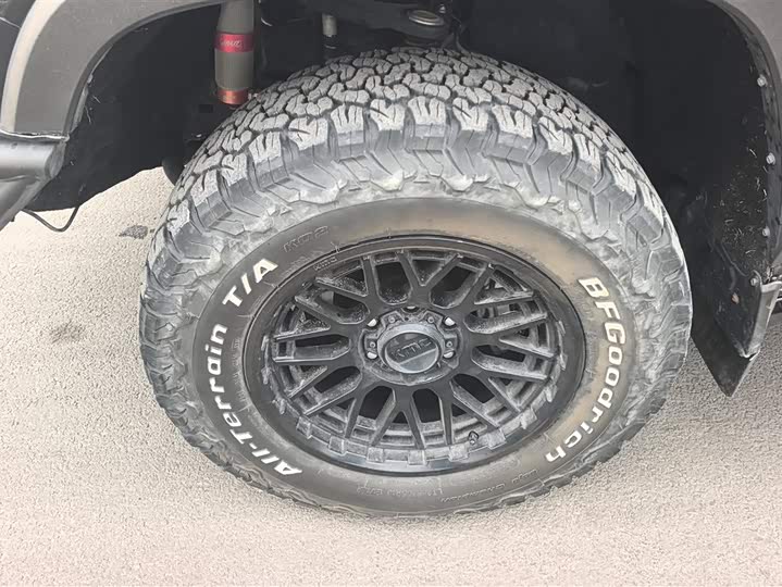 Фото 6 - Toyota bZ4X