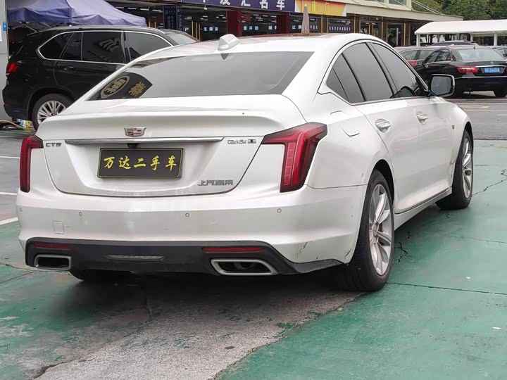 Photo 4 - Cadillac CT5