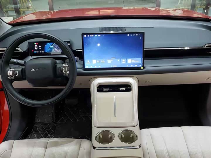 Фото 6 - GAC Aion V